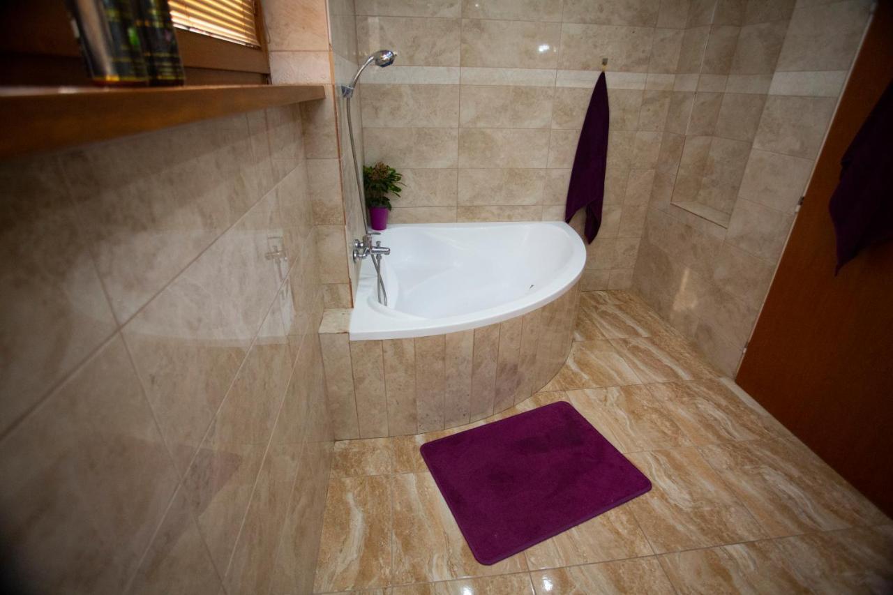 Ag Apartment Gabcikovo Buitenkant foto